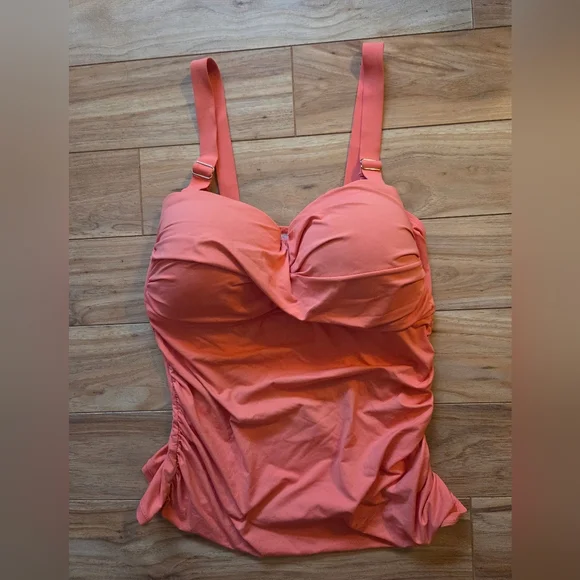 Anne Cole Twist Front Bandeau Tankini Top in Peach Size 18W - Picture 2 of 6
